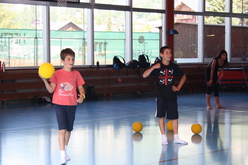 Village Camps International Summer Camp Leysin, Switzerland 2025-08-09 https://www.villagecamps.com/journals_admin/images/690-23-sports (100).jpg